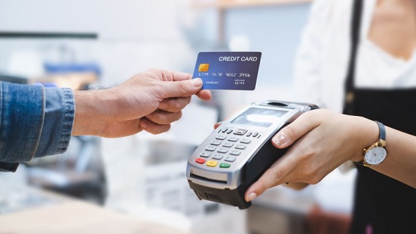 Trả góp 0% qua thẻ tín dụng là như thế nào?