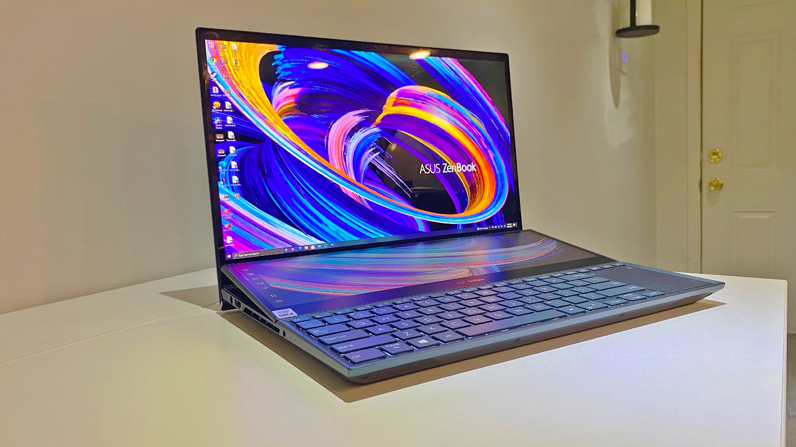 Cách chọn laptop tốt nhất cho sinh viên ngành thiết kế đồ hoạ - 11
