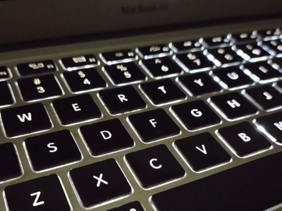 Cách chọn laptop tốt nhất cho sinh viên ngành thiết kế đồ hoạ - 15