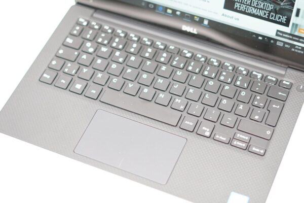 DELL XPS 13 9360-70148070 (Màu bạc) - Hình ảnh 4